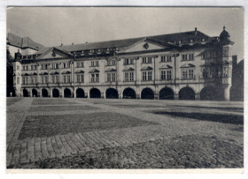 Jičín - Valdštejnský zámek (pohled)