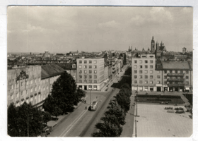 Hradec Králové - Gottwaldovo náměstí - autobus (pohled)