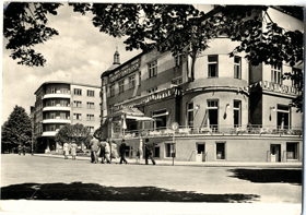 Poděbrady - I. vyštřovací a léčebný ústav a Park Hotel (pohled)
