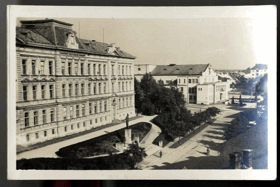 Kostelec nad Orlicí - Masarykovo st. gymnasium a sokolovna (pohled)