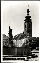 Soběslav - Kostel, kašna (pohled)