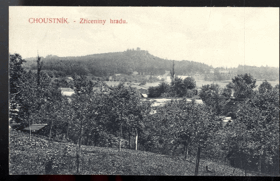 Choustník - zříceniny hradu (pohled)