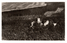 Choustník - zříceniny hradu - letecký pohled (pohled)