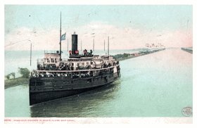 Passenger Steamer in Sainte Claire Ship Canal - Parník (pohled)