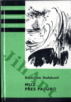 Muž přes palubu
