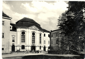 Žďár nad Sázavou - bývalý cisterciácký klášter (pohled)