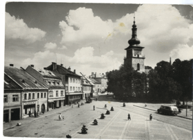 Nové Město na Moravě - Vratislavovo náměstí (pohled)