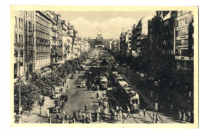 Praha - Václavské náměstí - tramvaje (pohled)
