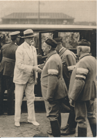 President Osvoboditel přijíždí na sletiště v r. 1926 (pohled)