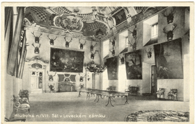 Hluboká nad Vltavou - sál v Loveckém zámku (pohled)