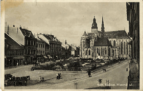 Košice, hlavní ulice, koňský povoz (pohled)
