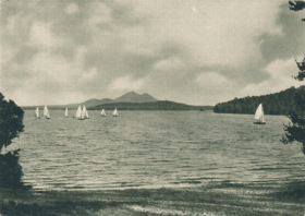 Doksy - plachetnice na jezeře (pohled)