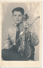 Mladý houslista (pohled)