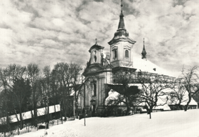 Nová Paka - Klášterní kostel 1 (pohled)