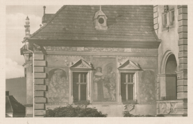 Tišnov - detail tišnovské radnice s sgrafity J. Köhlera před bombardováním (pohled)