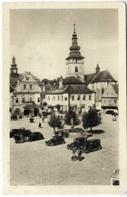 Pelhřimov, náměstí, auta (pohled)