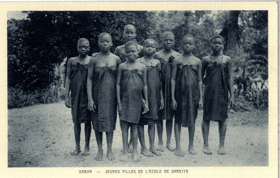 Afrika - Gabon - Jeunes Filles de L´école de Samkita (pohled)
