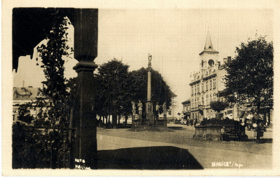 Lomnice nad Popelkou, náměstí (pohled)