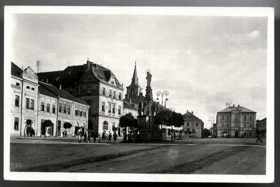 Skuteč, náměstí (pohled)
