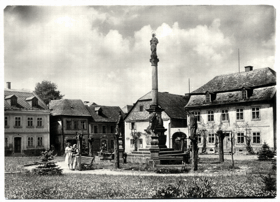 Osečná - náměstí (pohled)