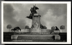 Praha - pomník Fr. Palackého (pohled)