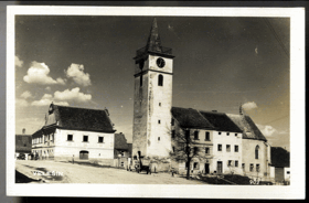 Velešín - auta (pohled)
