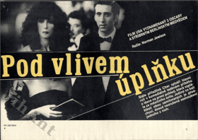 Filmový plakát - Pod vlivem úplňku