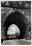 Praha - pohled Staroměstskou věží Karlova mostu (pohled)