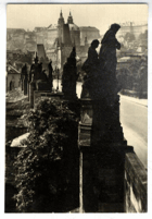 Praha - Karlův most - barokní sousoší (pohled)