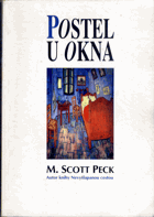 Postel u okna