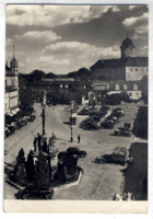 Lázně Poděbrady - Náměstí krále Jiřího -auta (pohled)