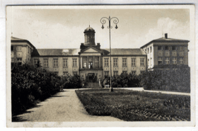 Lázně Poděbrady - Nový léčebný ústav - hlavní budova (pohled)