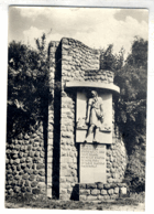 Beskydy - Staré Hamry - památník Maryčka Magdonova Petru Bezručovi (pohled)